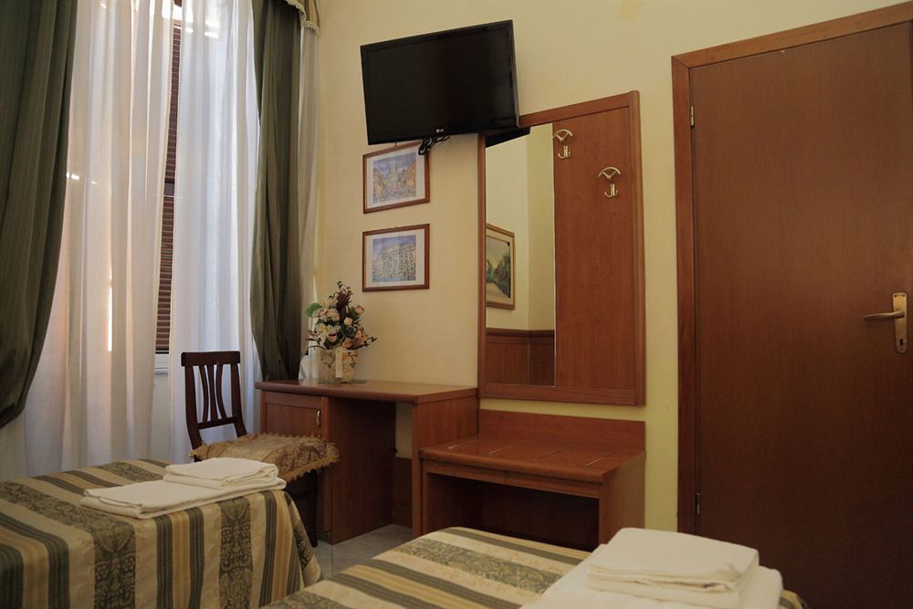 Hotel Sol Levante Rome Extérieur photo